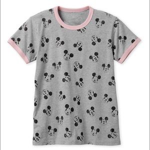 EUC - Women’s Disney Mickey T-shirt